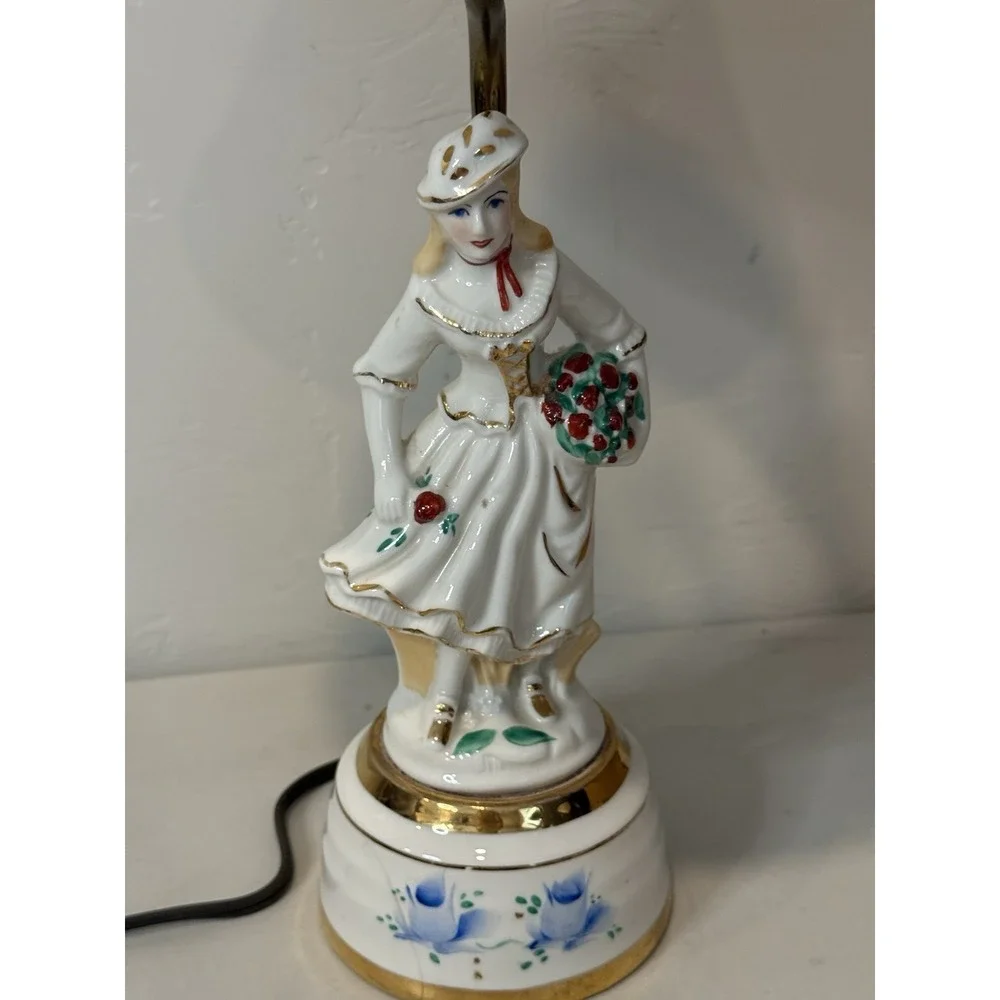 Vintage‎ Porcelain Lady Nightlight Table Lamp Retro Boudoir Light Gold Trim